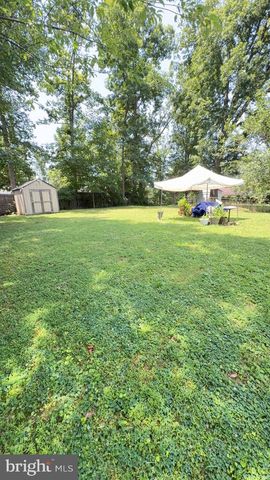 7425 MARC DR, Falls Church, VA 22042