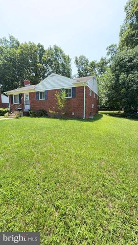 7425 MARC DR, Falls Church, VA 22042