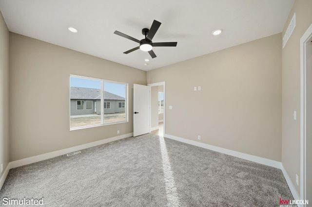 7601 Gulls Way, Lincoln, NE 68514