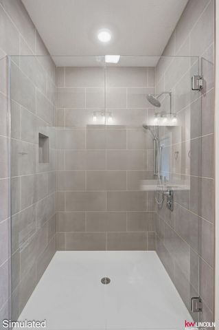 7601 Gulls Way, Lincoln, NE 68514