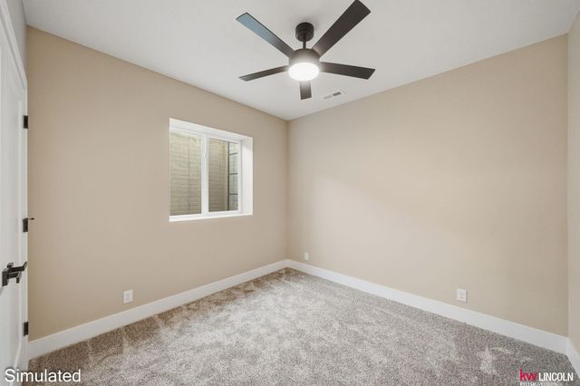 7601 Gulls Way, Lincoln, NE 68514