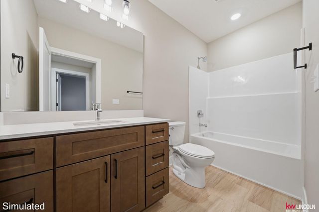 7601 Gulls Way, Lincoln, NE 68514