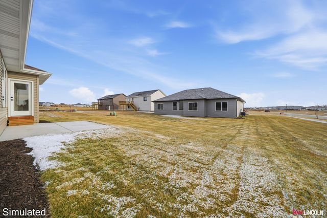 7601 Gulls Way, Lincoln, NE 68514