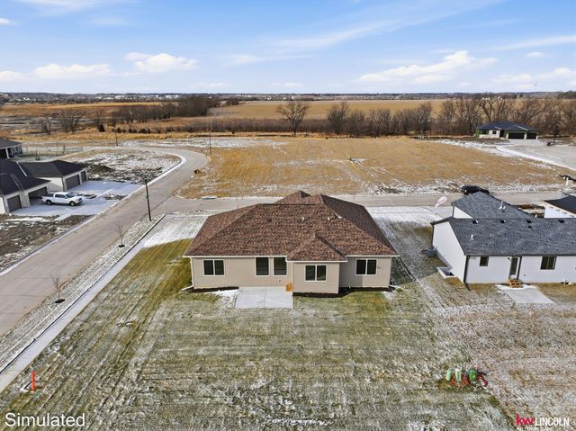 7601 Gulls Way, Lincoln, NE 68514