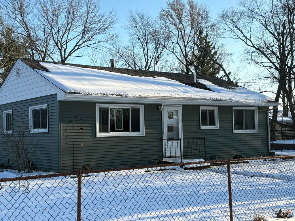 1801 Briar Road, Valparaiso, IN 46383