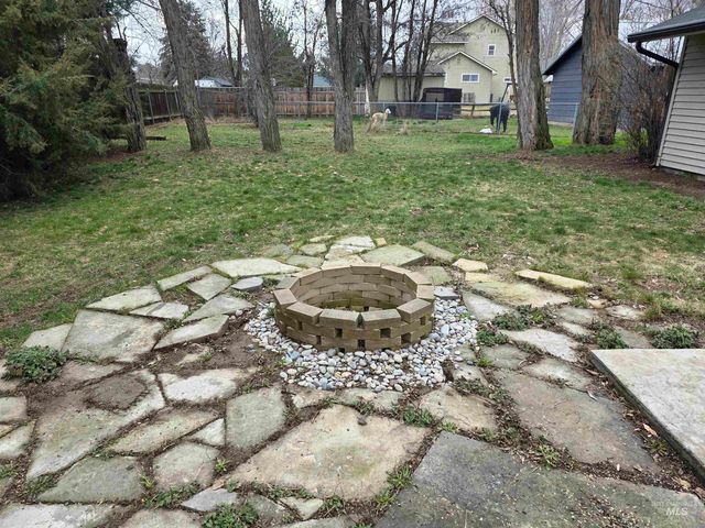 1887 W Cherry Ct, Boise, ID 83705