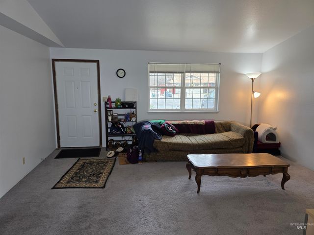 1887 W Cherry Ct, Boise, ID 83705