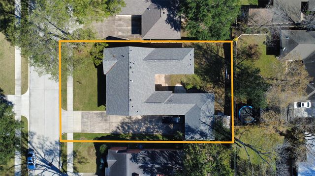 7727 Fairdale Lane, Houston, TX 77063