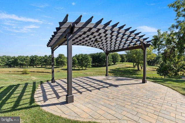 838 BOWLING GREEN RD, Front Royal, VA 22630