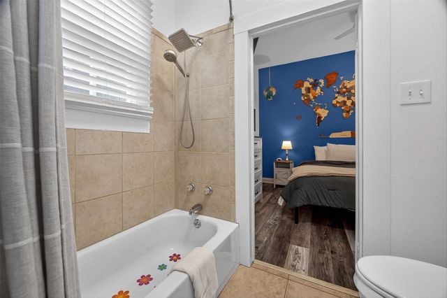 615 7th Street, Galveston, TX 77550