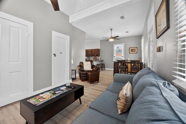 615 7th Street, Galveston, TX 77550