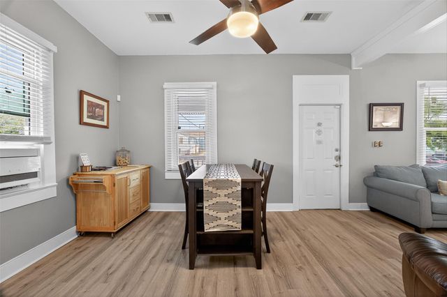 615 7th Street, Galveston, TX 77550