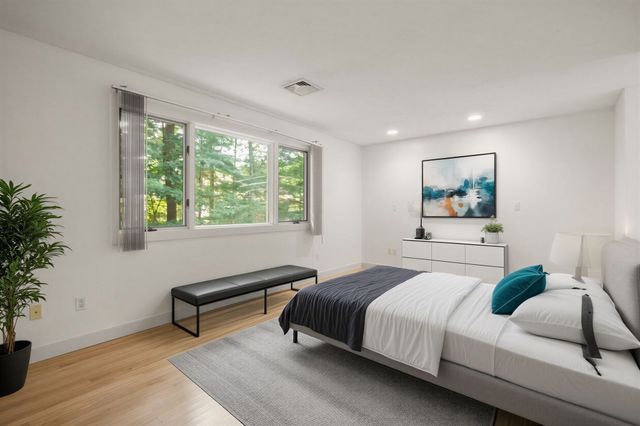 34 Cortland Dr 34, Sharon, MA 02067