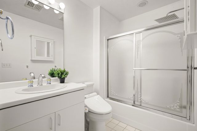 34 Cortland Dr 34, Sharon, MA 02067