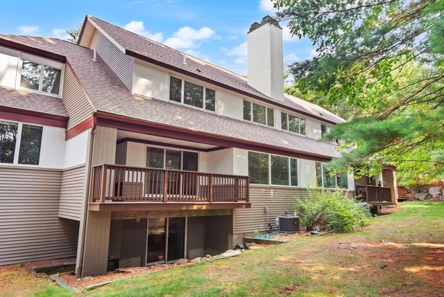 34 Cortland Dr 34, Sharon, MA 02067