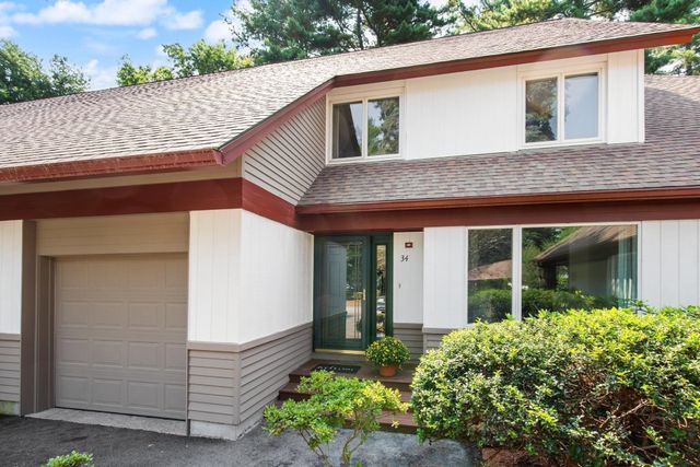 34 Cortland Dr 34, Sharon, MA 02067