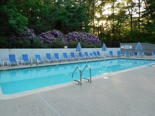 34 Cortland Dr 34, Sharon, MA 02067