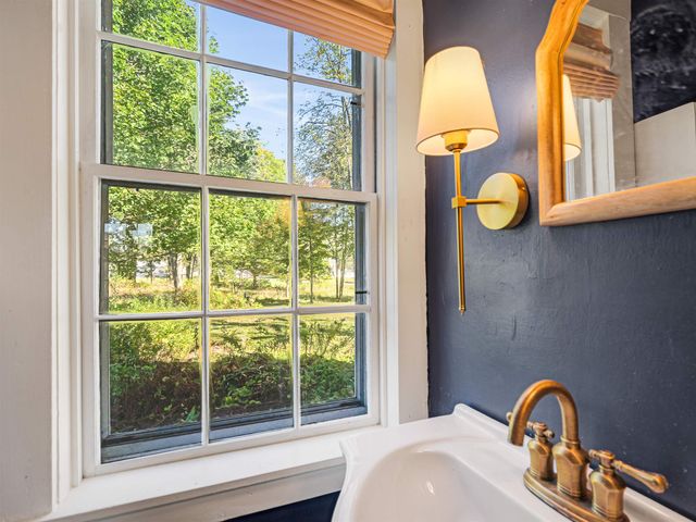 1806 Route 100 South, Rochester, VT 05767