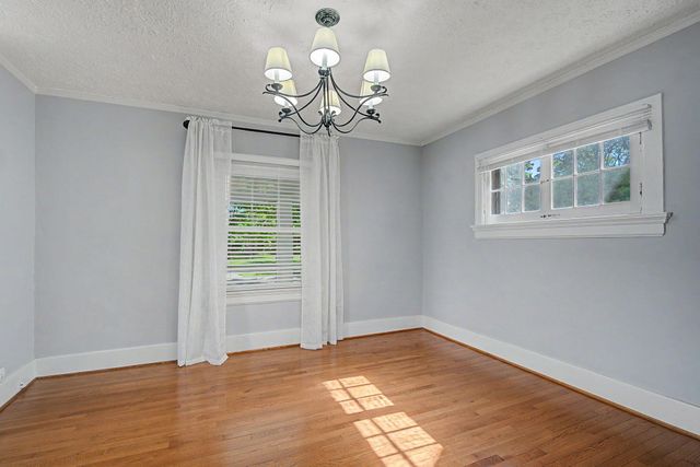 242 Lonsdale Avenue 242 Lonsdale Avenue, Oakwood, OH 45419