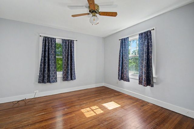 242 Lonsdale Avenue 242 Lonsdale Avenue, Oakwood, OH 45419
