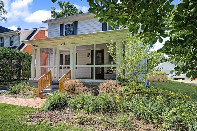 242 Lonsdale Avenue 242 Lonsdale Avenue, Oakwood, OH 45419