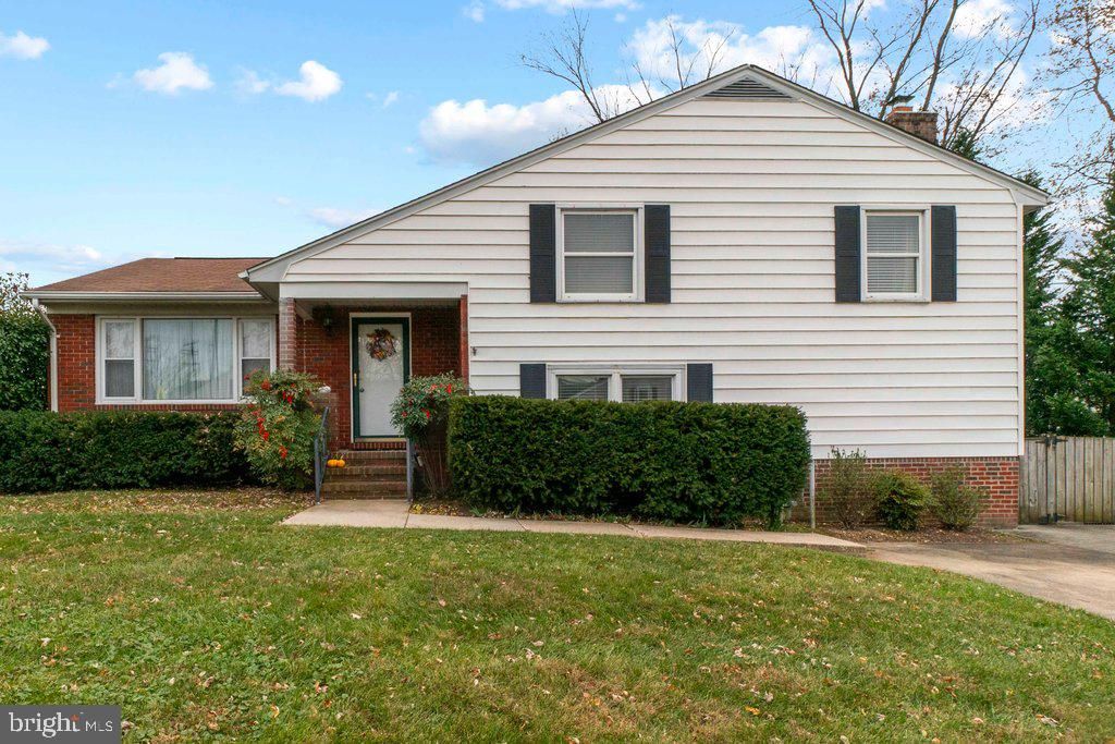 3015 6TH AVE, Baltimore, MD 21234