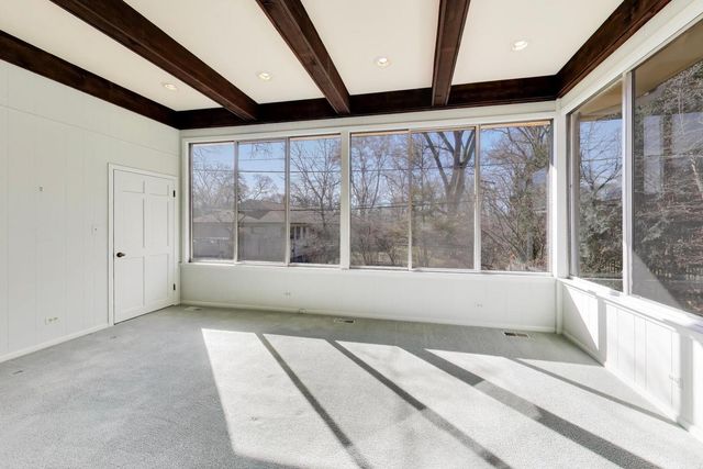 754 Woodridge Lane, Glencoe, IL 60022