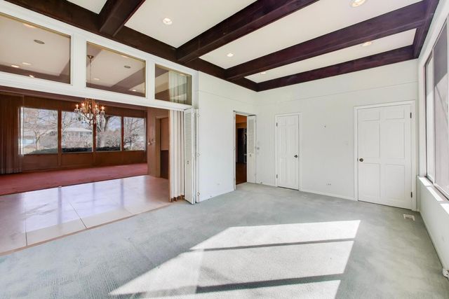 754 Woodridge Lane, Glencoe, IL 60022