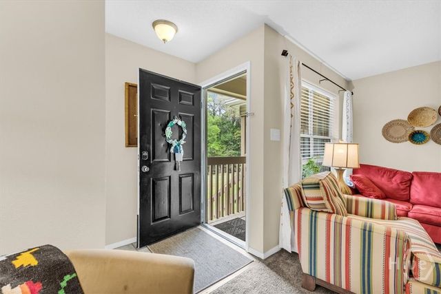 401 N Cromwell Road T6, Savannah, GA 31410
