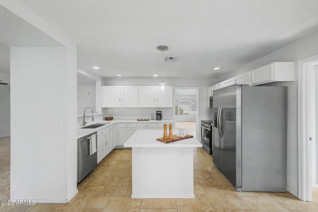 9433 W ELM Street, Phoenix, AZ 85037