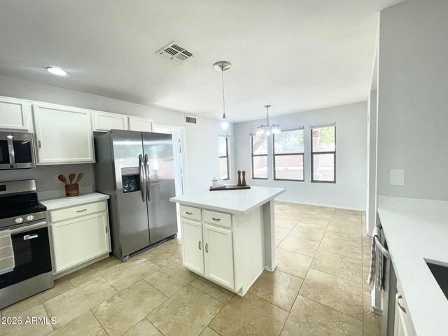 9433 W ELM Street, Phoenix, AZ 85037