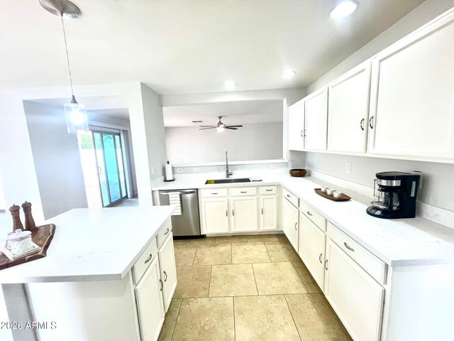 9433 W ELM Street, Phoenix, AZ 85037