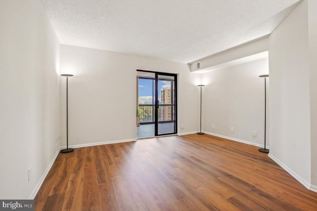 5904 MOUNT EAGLE DR #1109, Alexandria, VA 22303