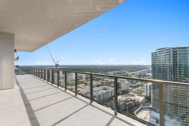 275 1ST AVENUE S 4101, St Petersburg, FL 33701