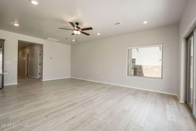 7935 San Eduardo Street, Las Cruces, NM 88012