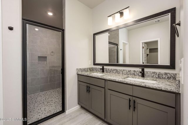 7935 San Eduardo Street, Las Cruces, NM 88012