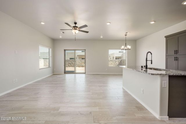 7935 San Eduardo Street, Las Cruces, NM 88012