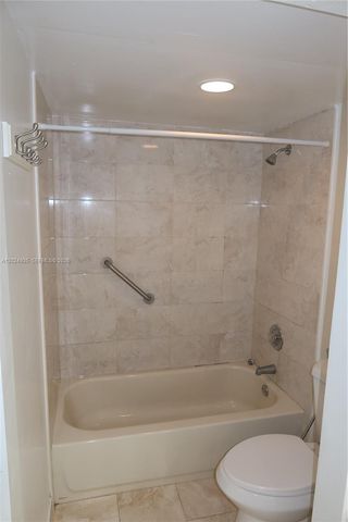 10835 SW 112th Ave 113, Miami, FL 33176