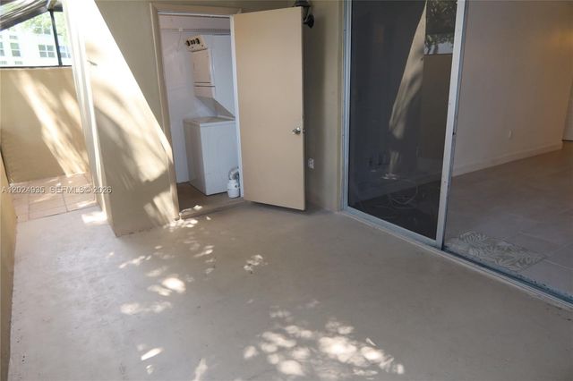 10835 SW 112th Ave 113, Miami, FL 33176