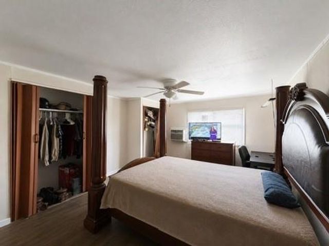 2535 Bastrop, Angleton, TX 77515