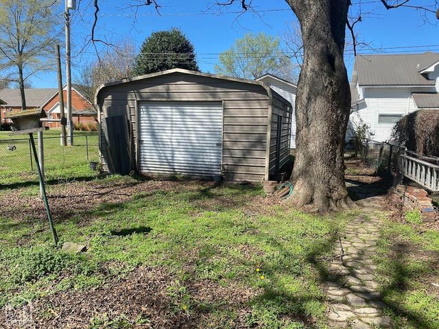 404 SW 3rd Street SW, Walnut Ridge, AR 72476