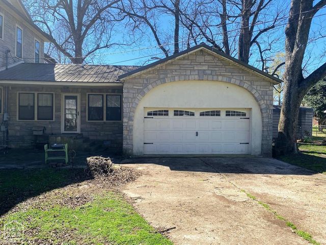 404 SW 3rd Street SW, Walnut Ridge, AR 72476