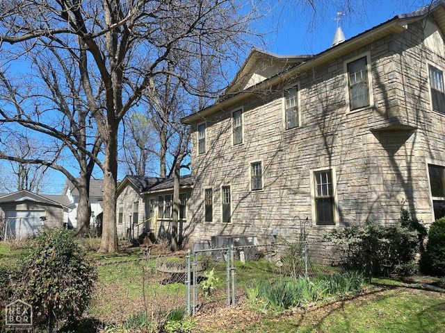 404 SW 3rd Street SW, Walnut Ridge, AR 72476