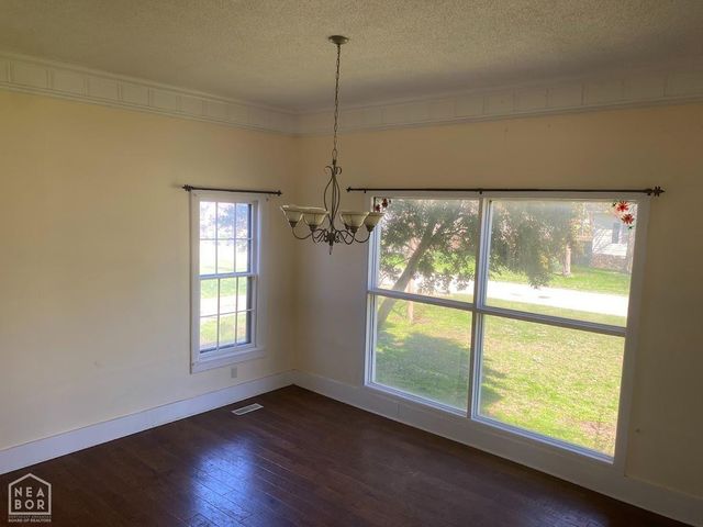 404 SW 3rd Street SW, Walnut Ridge, AR 72476