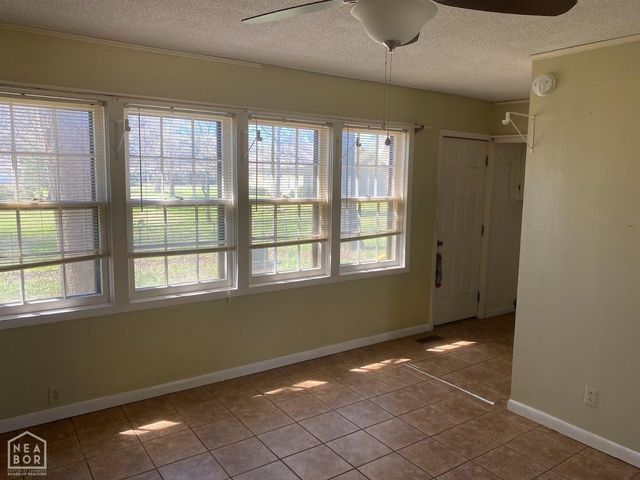 404 SW 3rd Street SW, Walnut Ridge, AR 72476