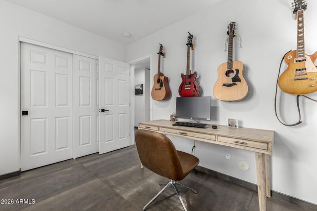 4901 E VIRGINIA Avenue, Phoenix, AZ 85008