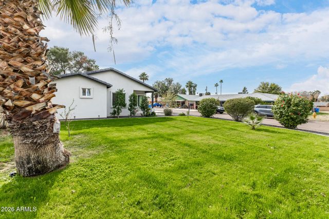 4901 E VIRGINIA Avenue, Phoenix, AZ 85008