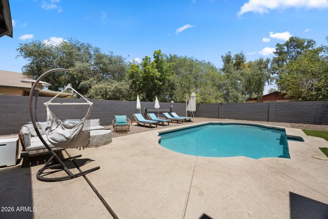 2609 N 28TH Street, Phoenix, AZ 85008