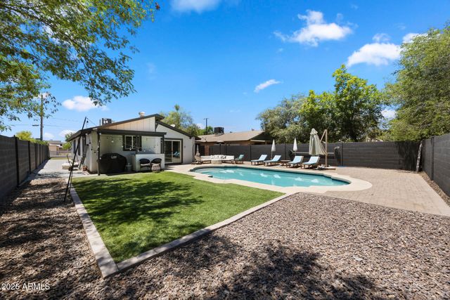 2609 N 28TH Street, Phoenix, AZ 85008