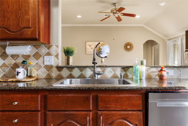 3144 Lippizan Street, Robinson, TX 76706